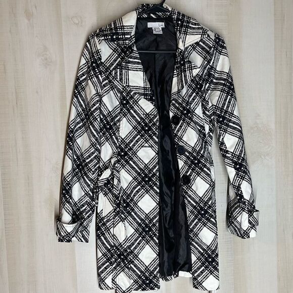 Luii black and white belted jacket, size small - Picture 1 of 10